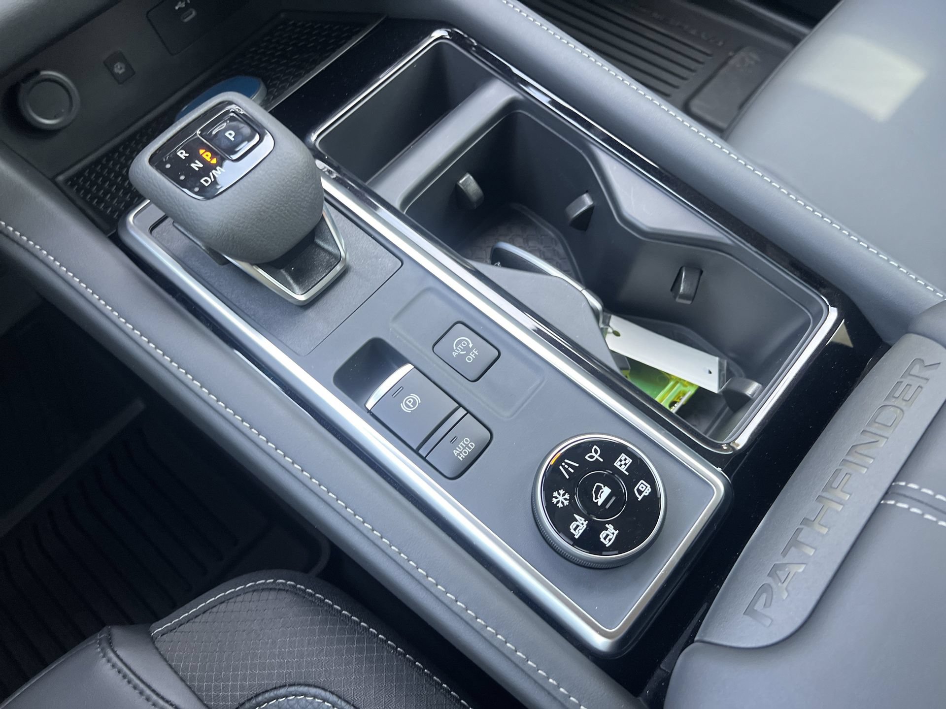 New 2026 Nissan Pathfinder SL AWD/4WD image 8