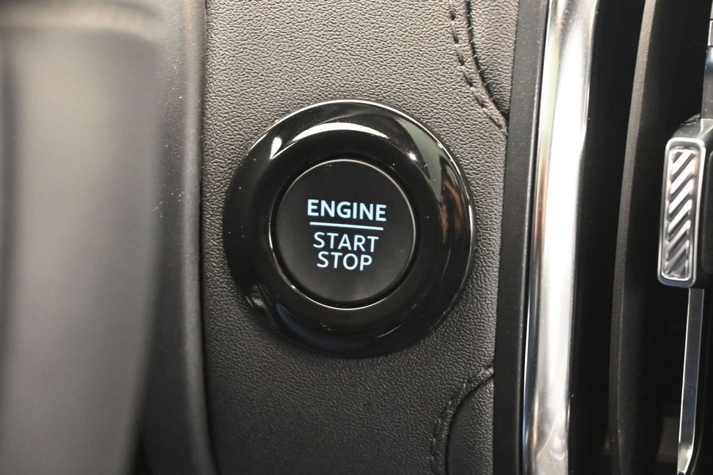 Used 2025 Ford Expedition Tremor AWD/4WD image 14