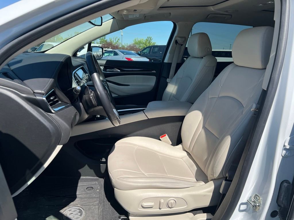 Used 2023 Buick Enclave Essence w/ Experience Buick Package AWD/4WD image 8