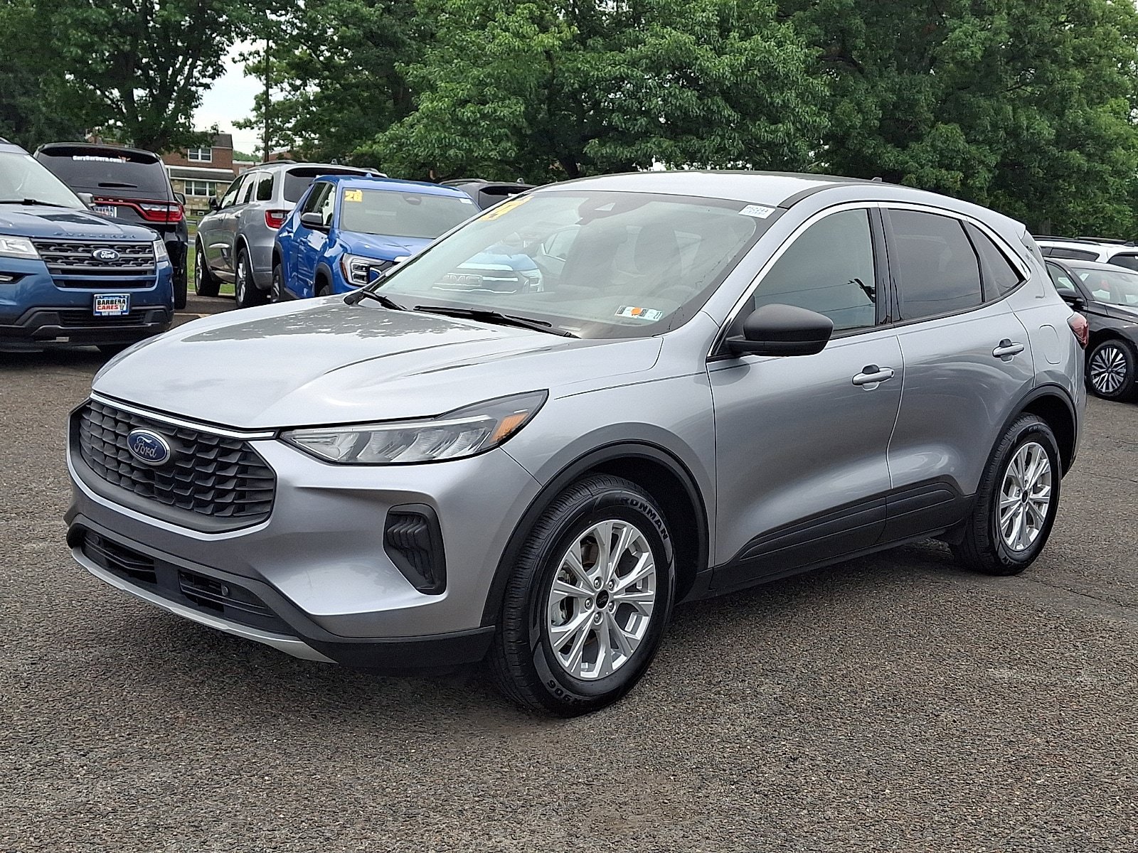 Used 2024 Ford Escape Active FWD image 3
