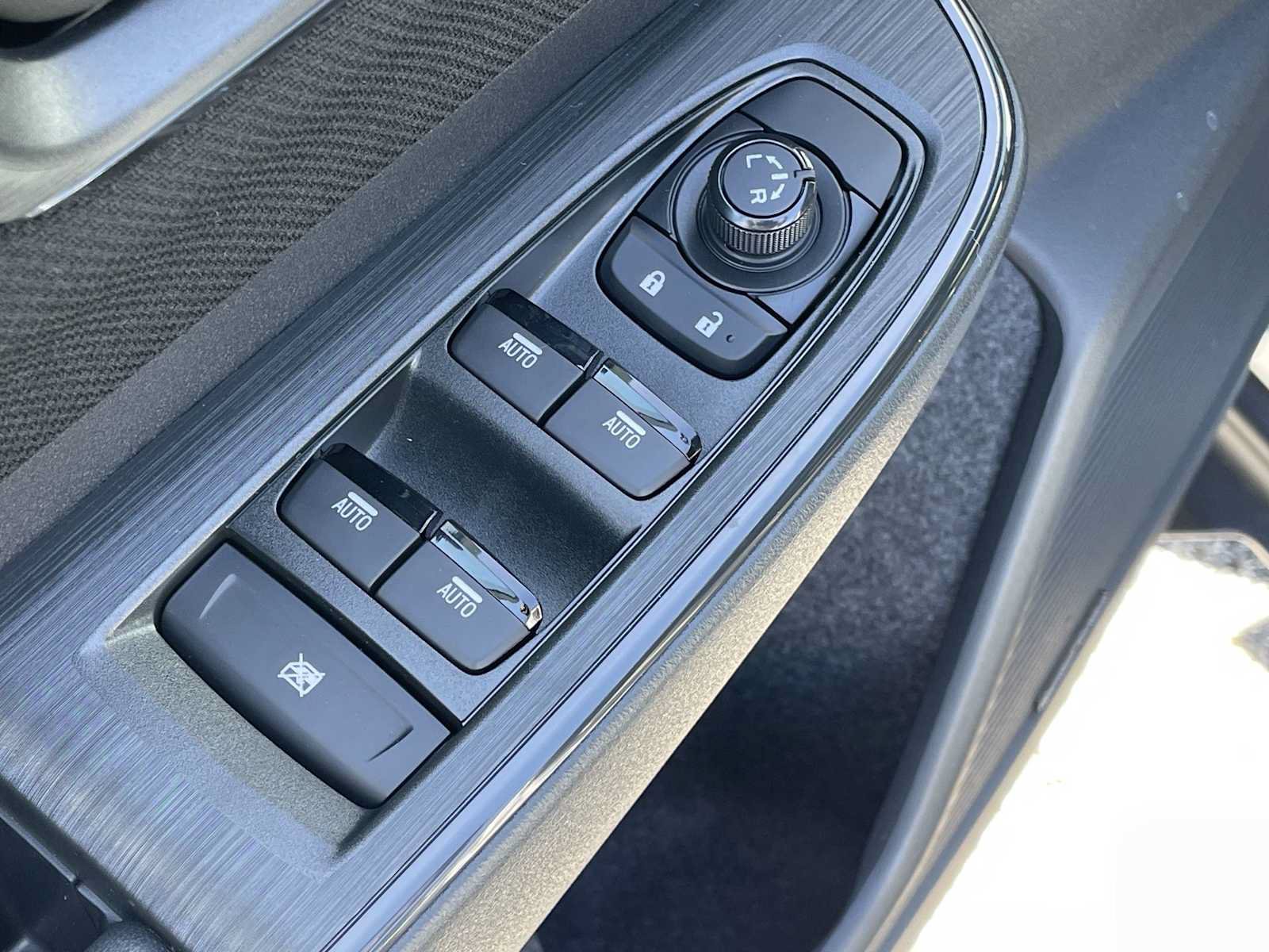 New 2026 Subaru Outback Limited AWD/4WD image 12