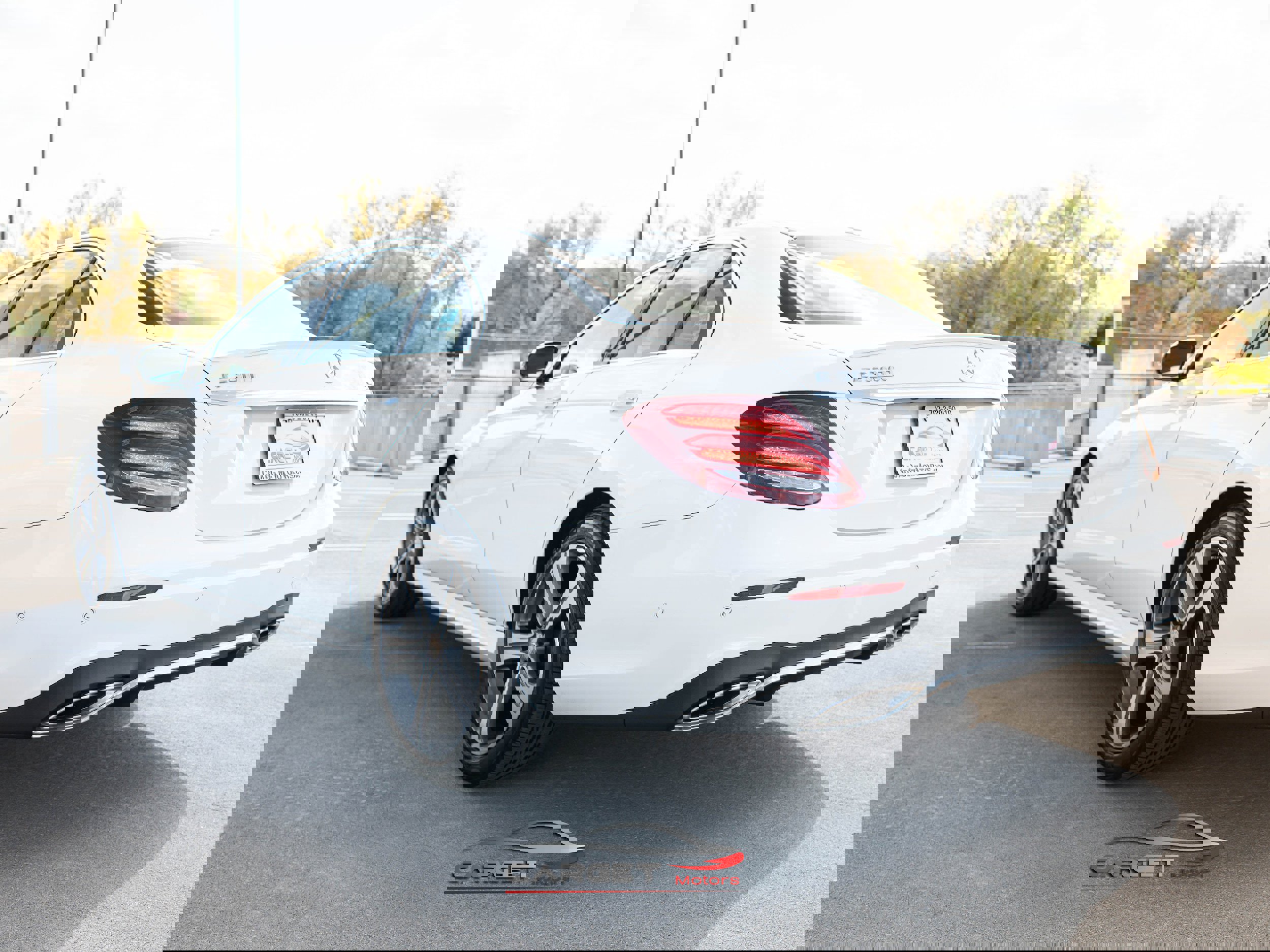 Used 2017 Mercedes-Benz E 300 4MATIC image 5