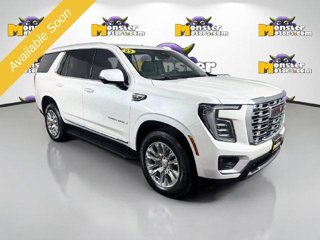 Used 2025 GMC Yukon Denali AWD/4WD image 3