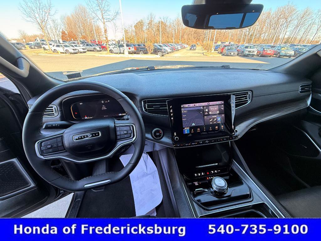 Used 2024 Jeep Wagoneer L Series II w/ Flexible Seating Group image 41