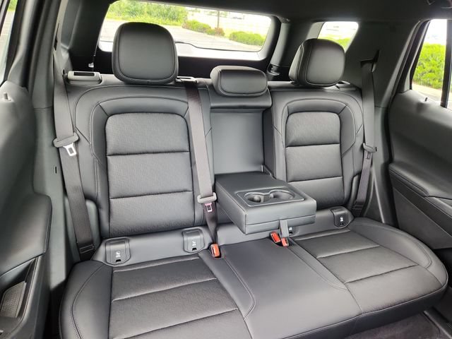 New 2026 Chevrolet Equinox LT w/ Convenience Package II FWD image 18