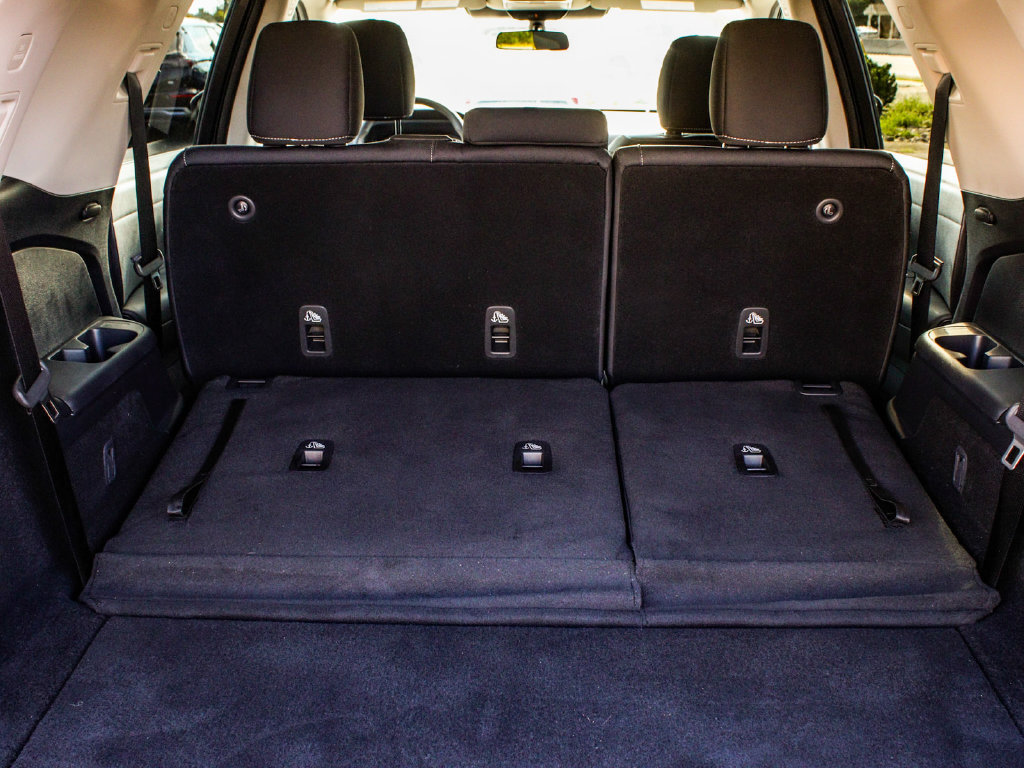 Used 2025 Nissan Pathfinder S AWD/4WD image 44