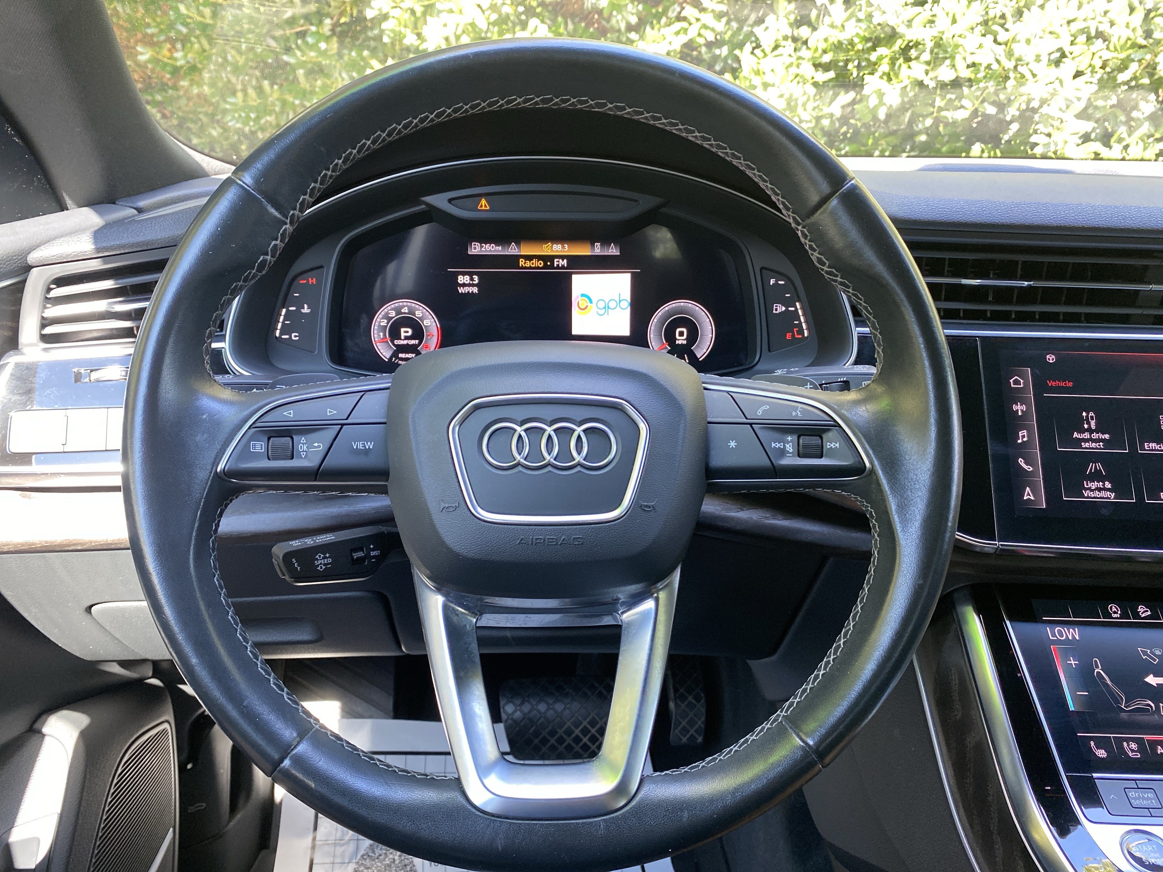 Used 2021 Audi Q8 Premium Plus AWD/4WD image 17