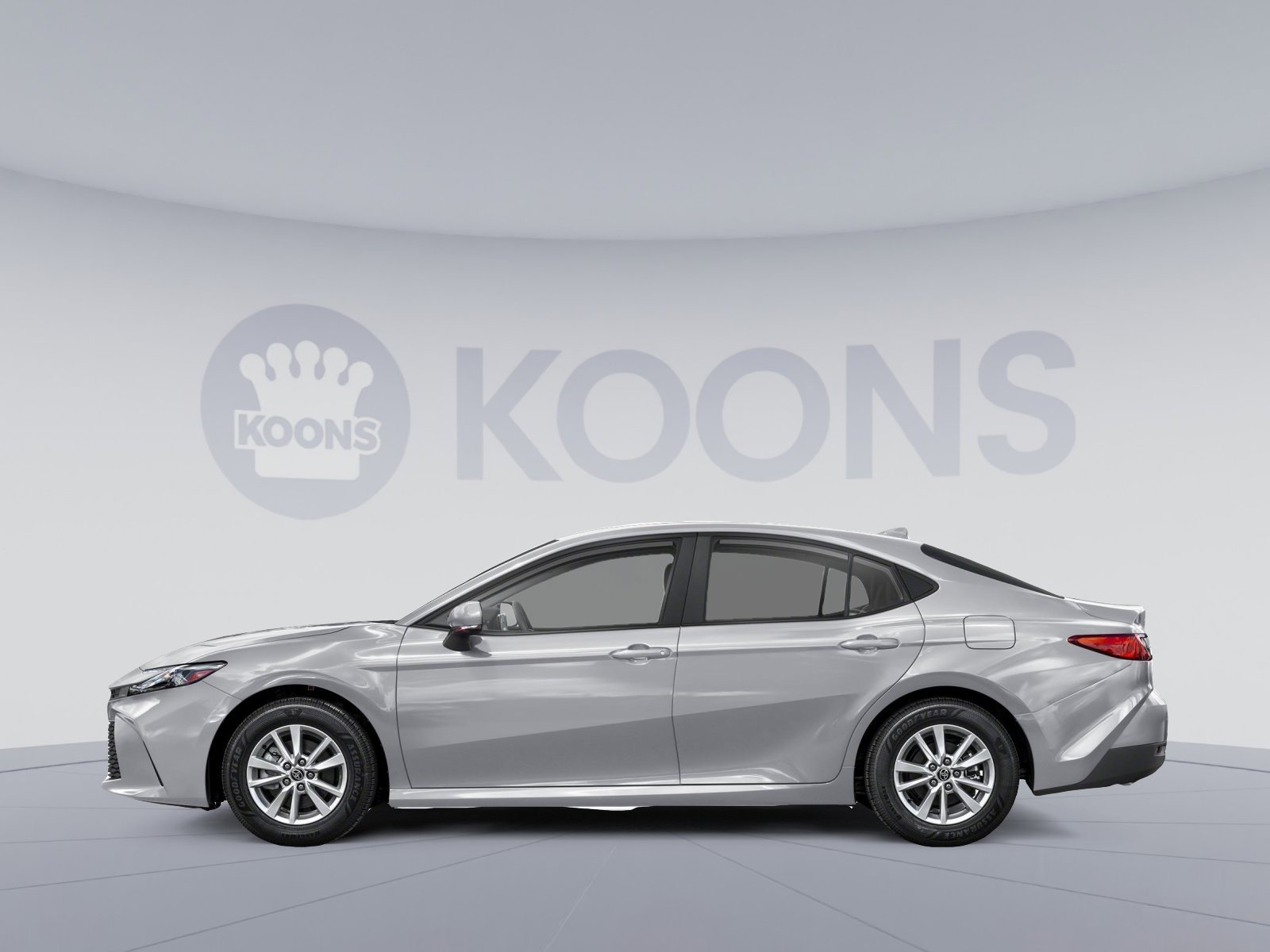 Used 2025 Toyota Camry LE image 4