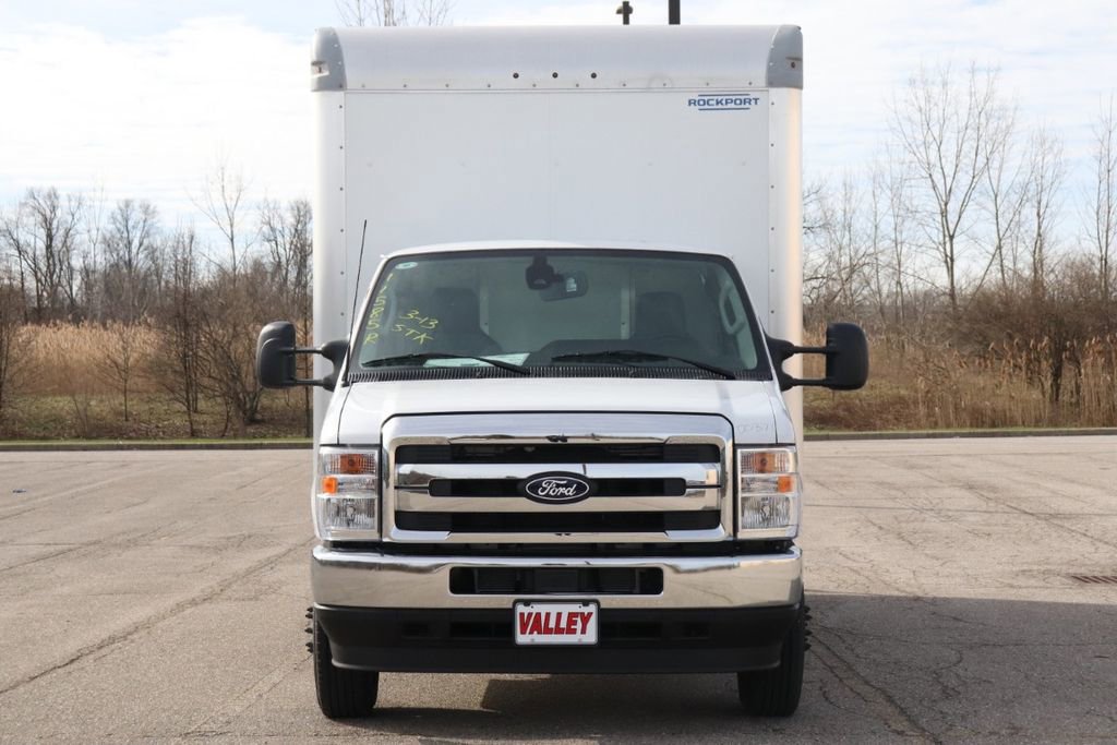 New 2027 Ford E-450 and Econoline 450 Super Duty image 3
