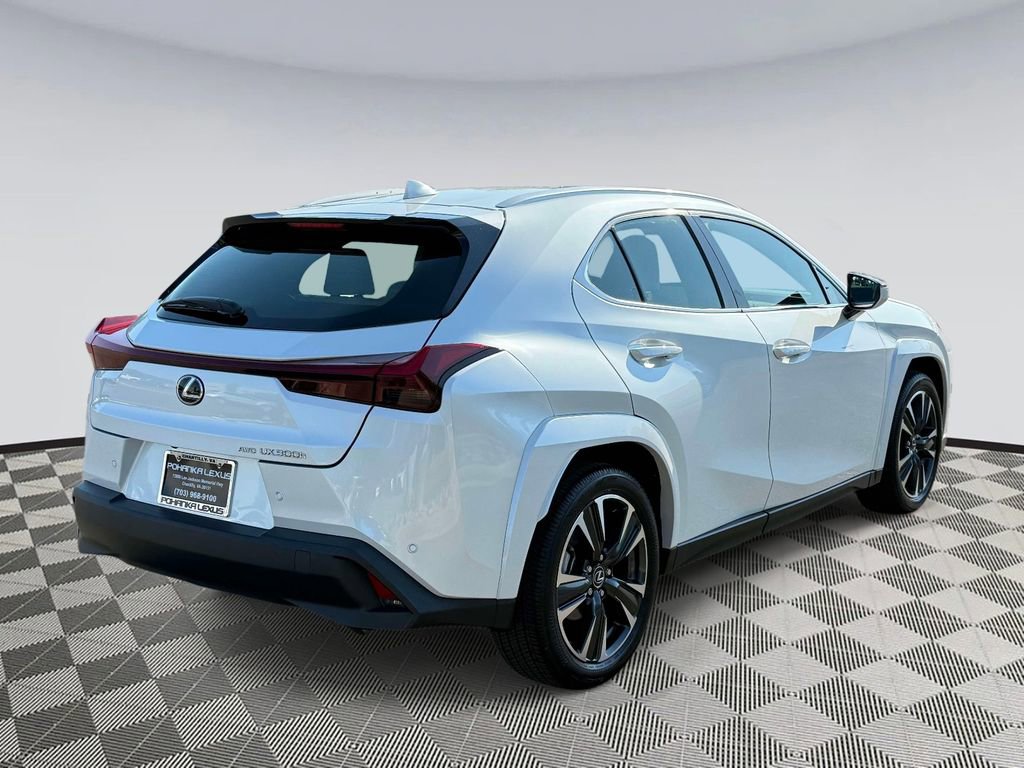 Used 2025 Lexus UX 300h AWD w/ Accessory Package (Z1) image 2