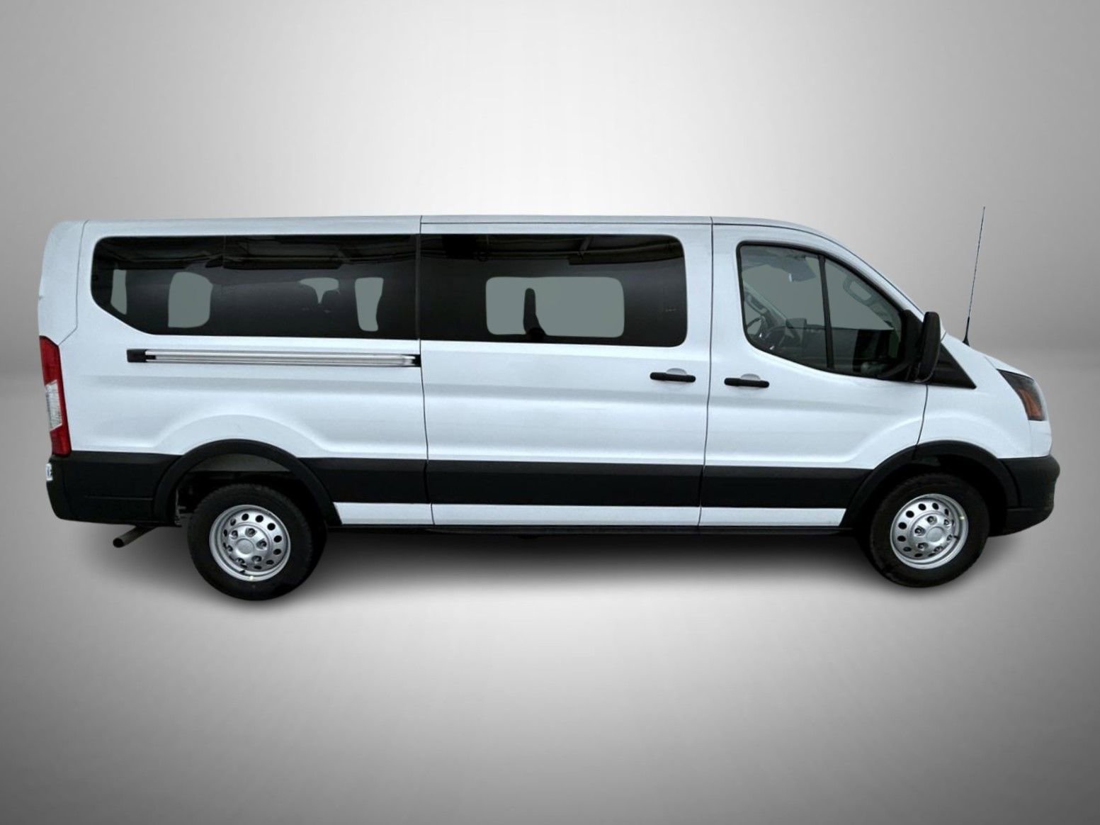 New 2026 Ford Transit 350 XL image 4
