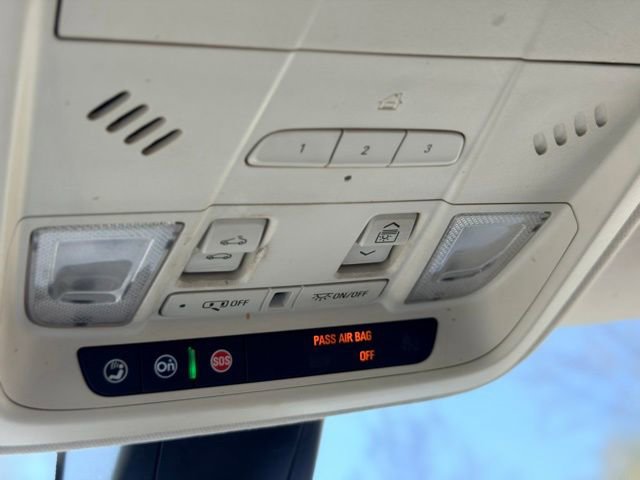 Used 2018 Cadillac XT5 Premium Luxury FWD image 17