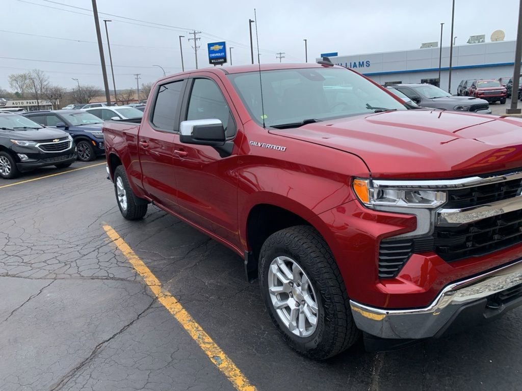 Used 2024 Chevrolet Silverado 1500 LT w/ Convenience Package II AWD/4WD image 25