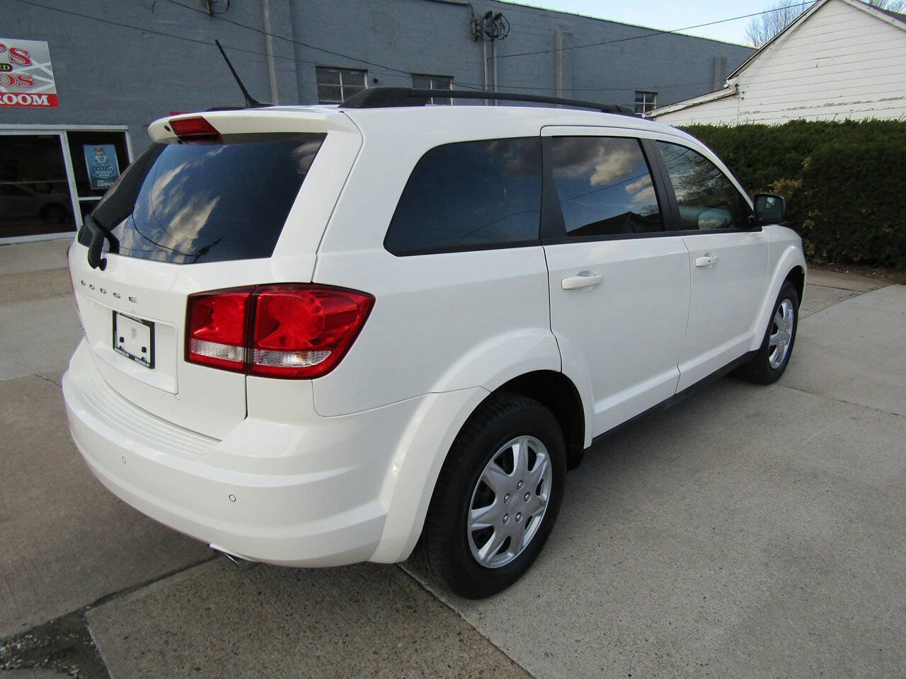 Used 2016 Dodge Journey SE w/ Safe & Sound Group image 5