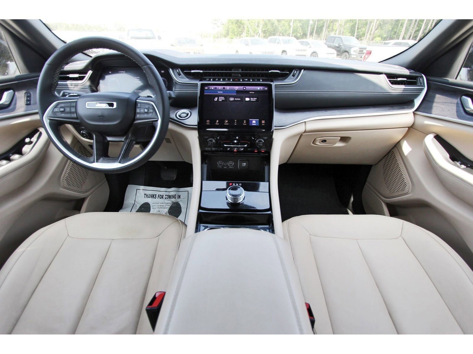 Used 2023 Jeep Grand Cherokee L Limited image 11