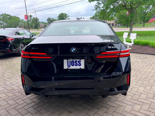 New 2027 BMW 530i xDrive AWD/4WD image 4
