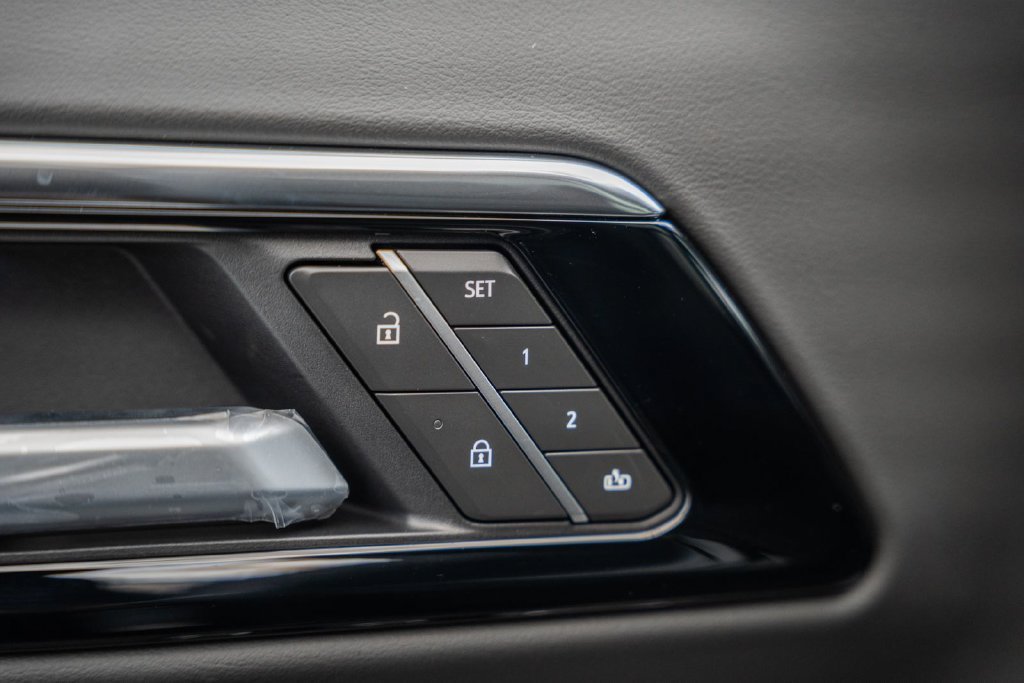 New 2026 Chevrolet Tahoe High Country AWD/4WD image 46