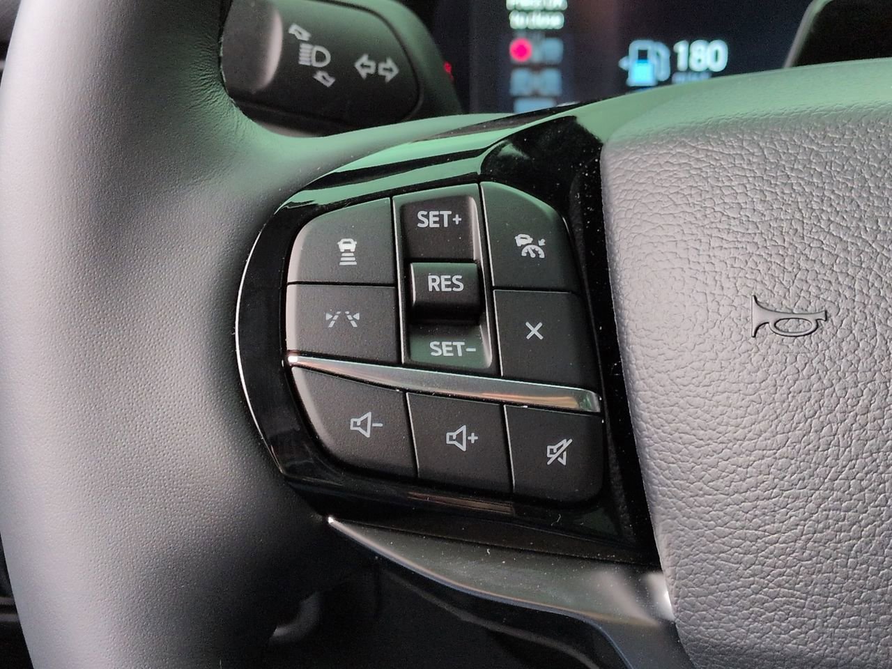 Used 2026 Ford Explorer Platinum w/ LUX Leather Package image 24