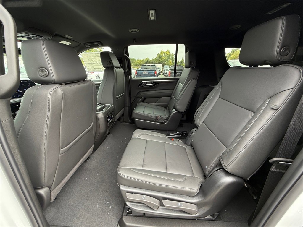New 2026 Chevrolet Suburban LT w/ Comfort Package image 22