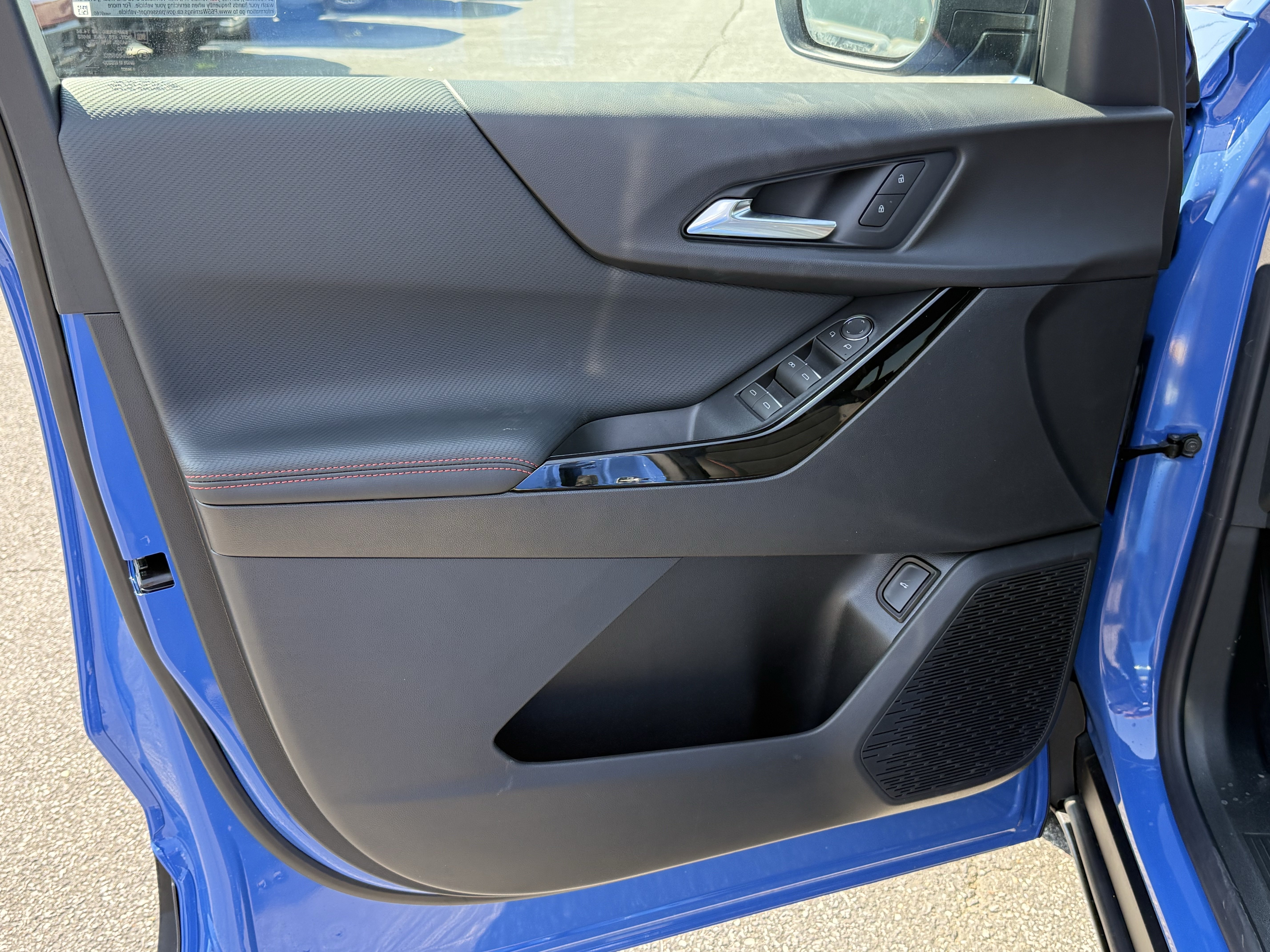 New 2027 Chevrolet Equinox RS w/ Safety and Technology Package FWD image 37