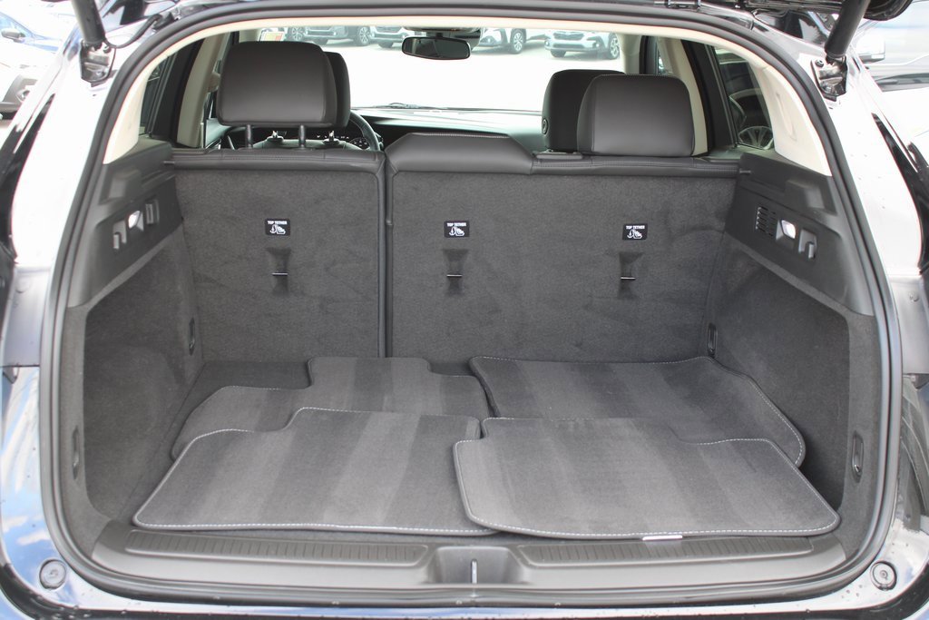 Used 2023 Buick Envision Essence image 27