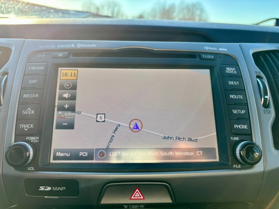 Used 2016 Kia Sportage SX image 22
