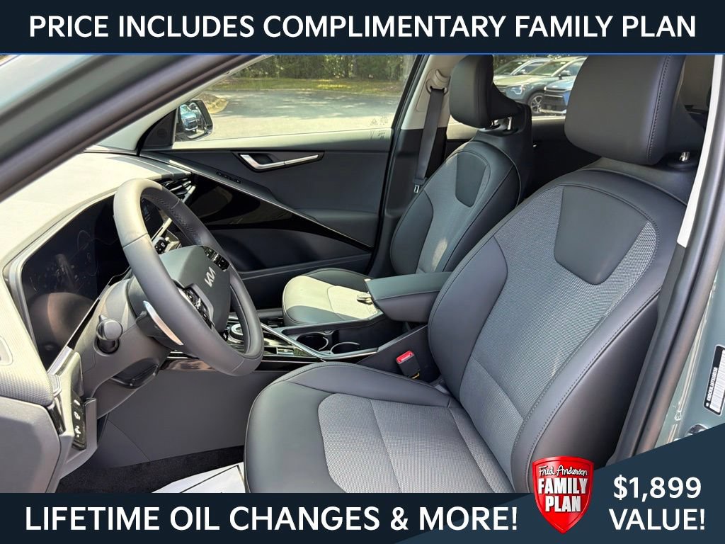 New 2026 Kia Niro Wind FWD image 13