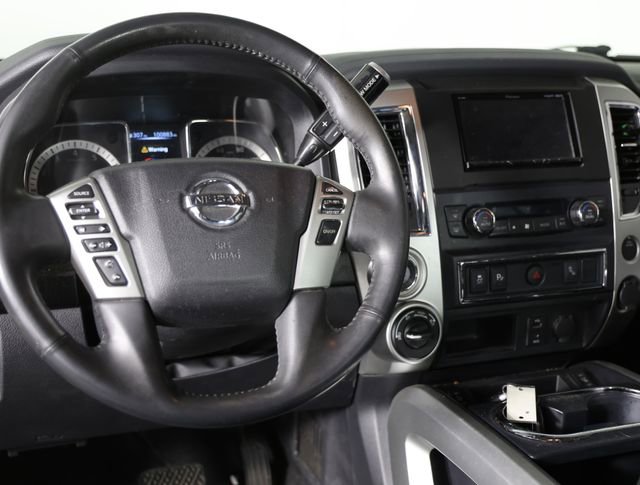 Used 2017 Nissan Titan SV AWD/4WD image 4