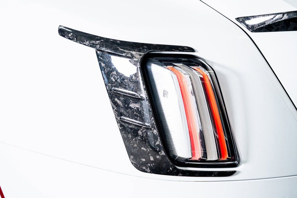 Used 2024 Rolls-Royce Spectre w/ Spectre Launch Package image 32