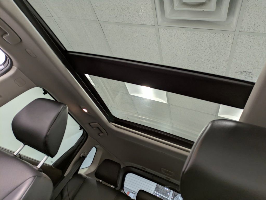 Used 2023 Nissan Rogue SV w/ SV Premium B Package image 21