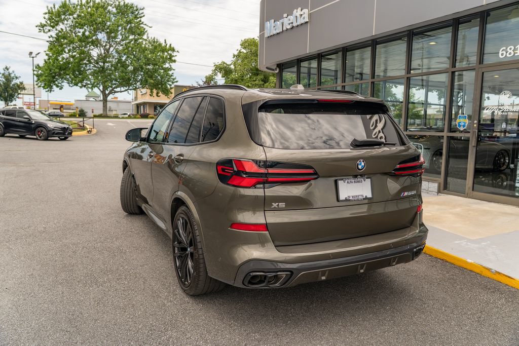 Used 2024 BMW X5 M60i AWD/4WD image 4