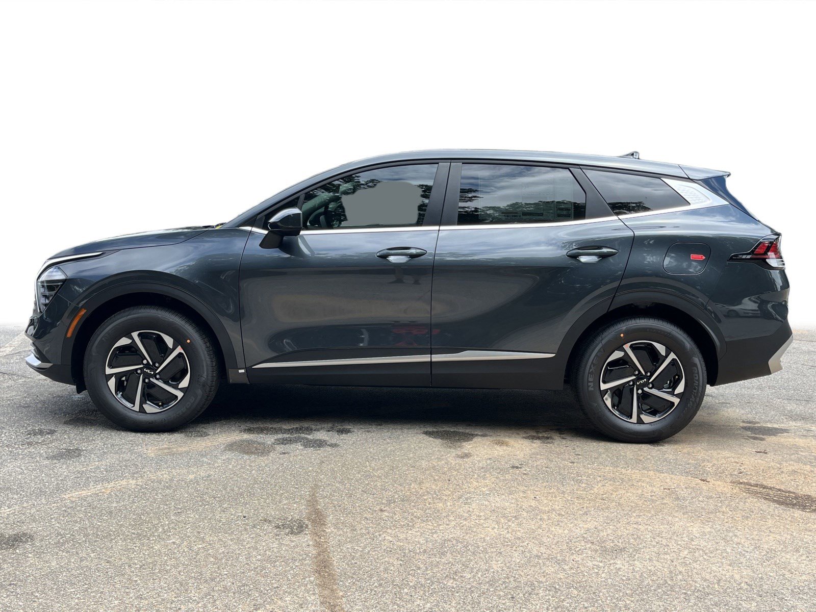 New 2025 Kia Sportage LX image 19