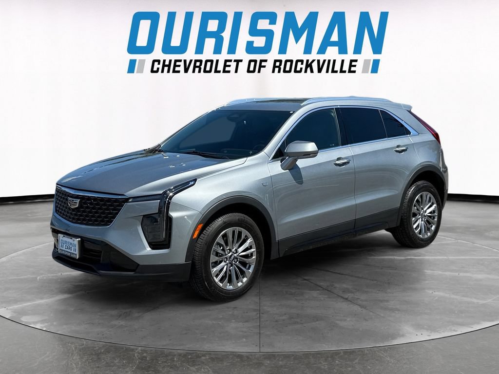 Used 2024 Cadillac XT4 Premium Luxury AWD/4WD image 2