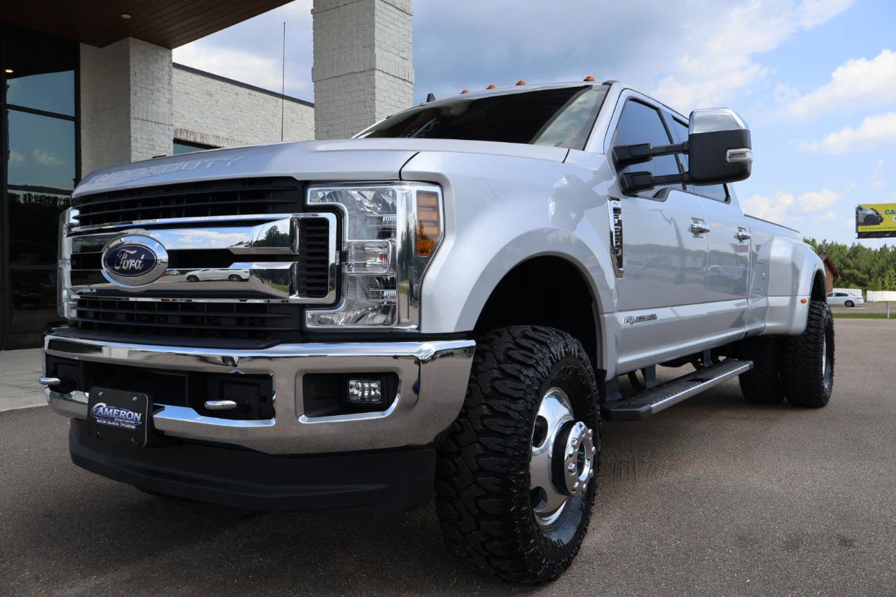 Used 2019 Ford F350 XLT w/ XLT Premium Package AWD/4WD image 2
