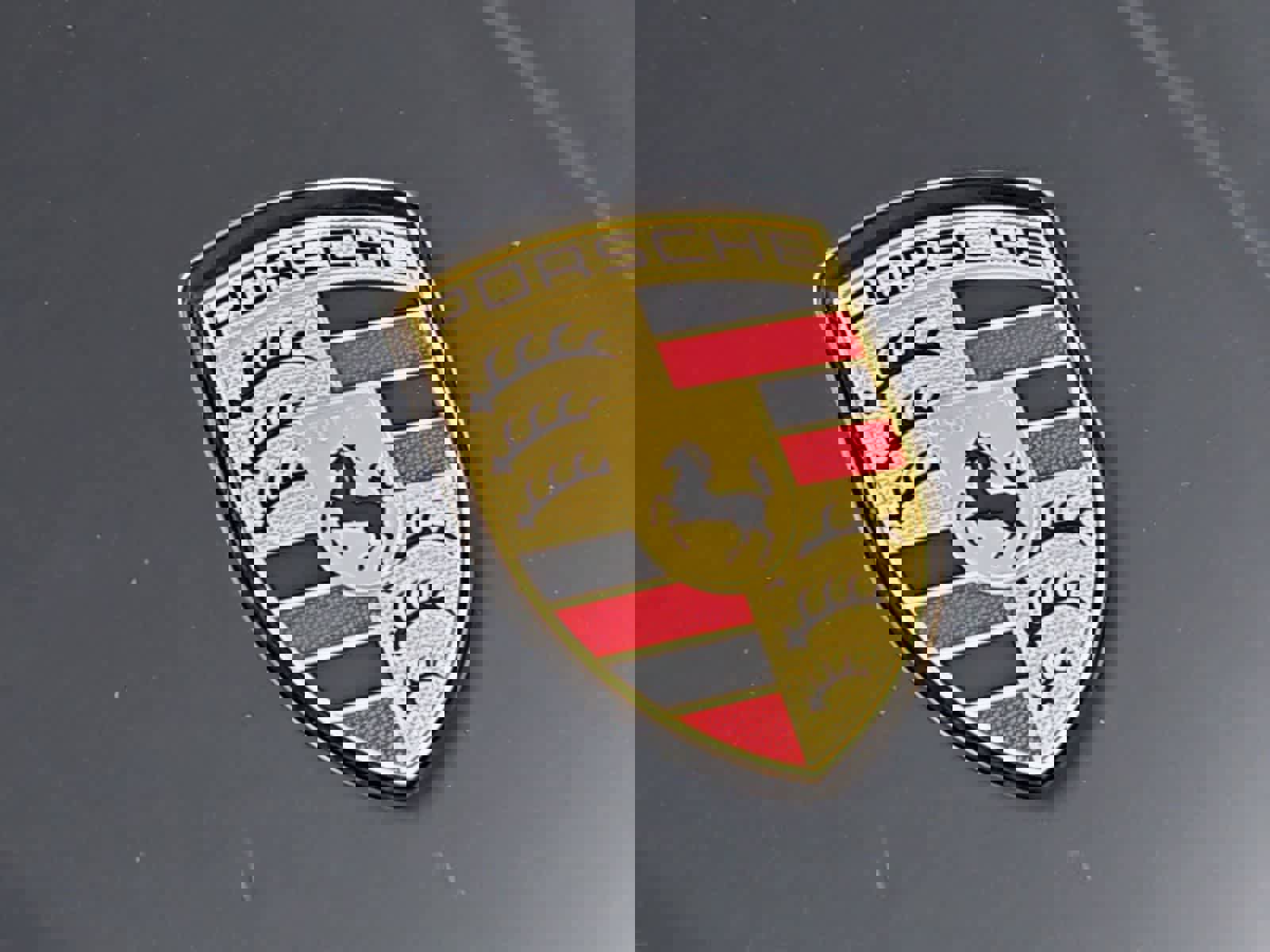 Used 2018 Porsche Cayenne S image 11