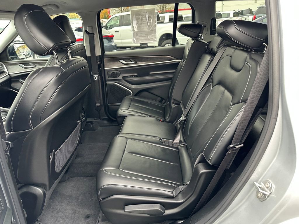 Used 2021 Jeep Grand Cherokee L Limited image 13