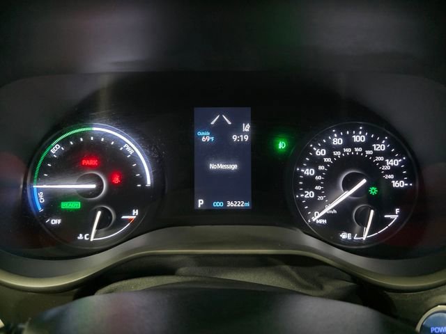Used 2023 Toyota Sienna XLE FWD image 18