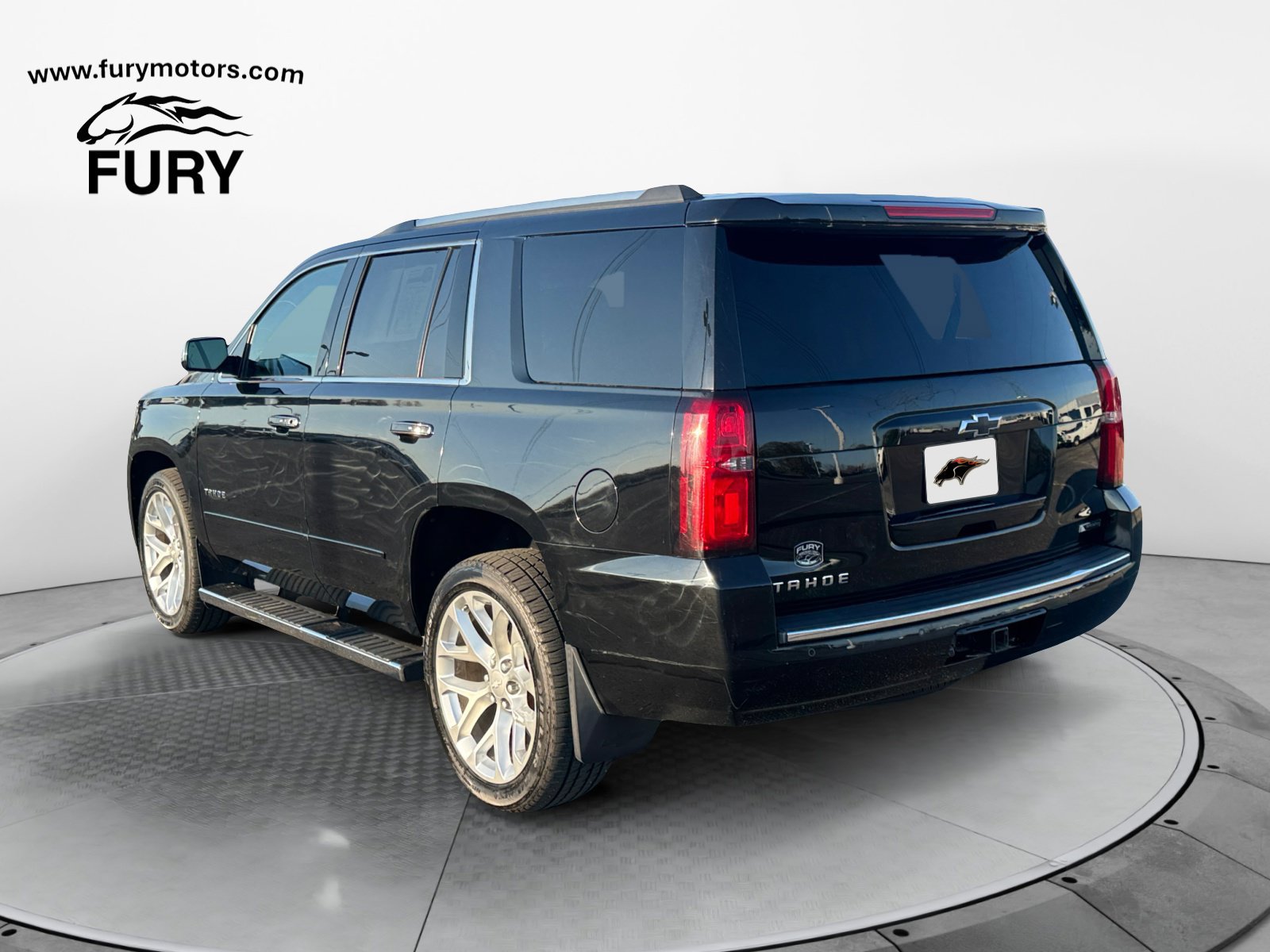 Used 2017 Chevrolet Tahoe Premier w/ Max Trailering Package AWD/4WD image 6