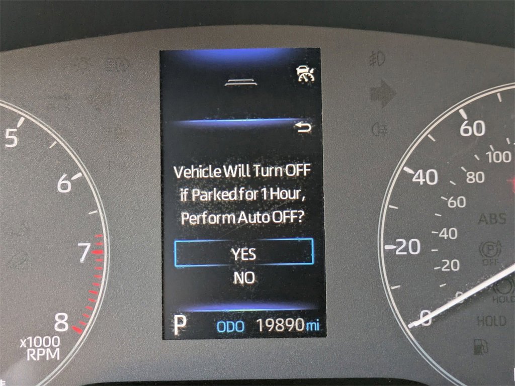 Used 2025 Toyota Corolla Cross LE image 14