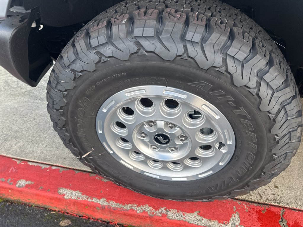 Used 2025 Ford Bronco Outer Banks AWD/4WD image 24