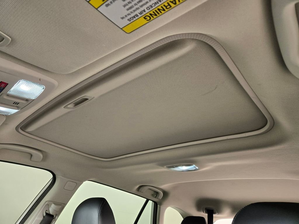 Used 2019 Subaru Outback 2.5i Limited w/ Popular Package #2 image 16