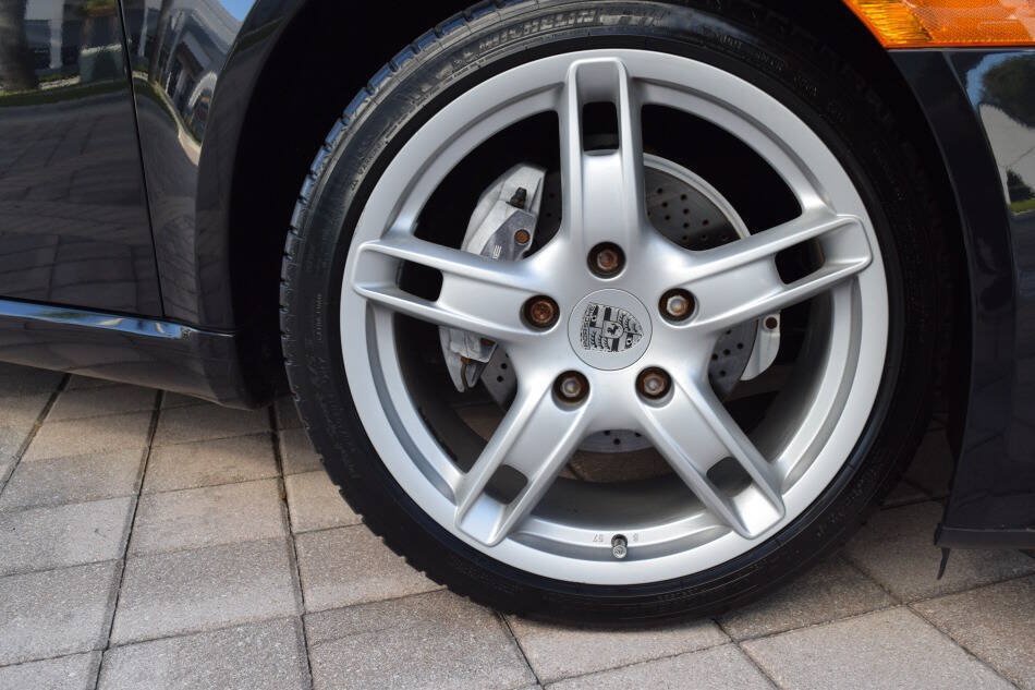 Used 2005 Porsche Boxster RWD image 90