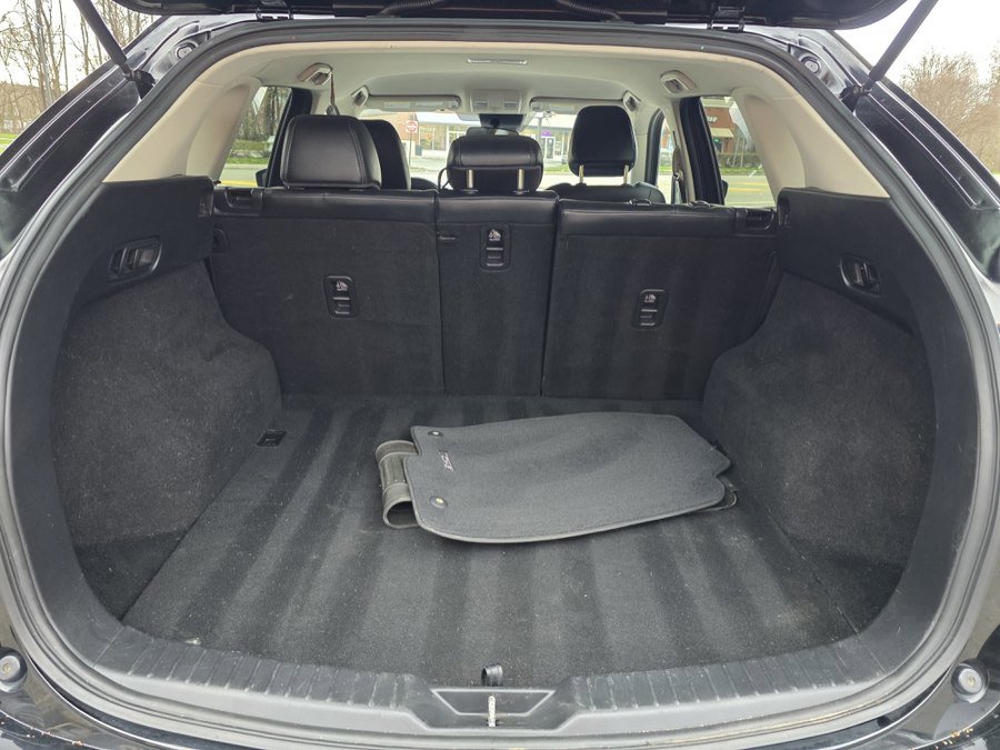 Used 2019 MAZDA CX-5 Touring image 22