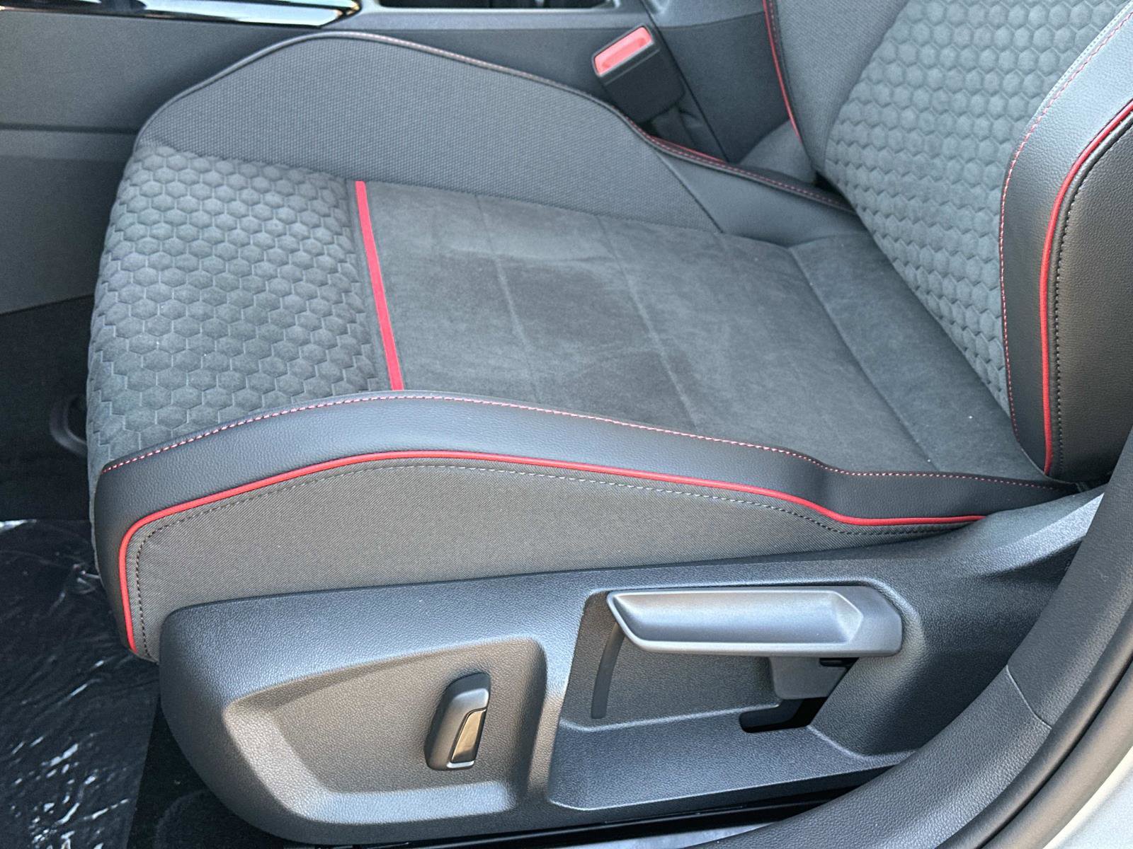 New 2026 Volkswagen GTI SE image 18