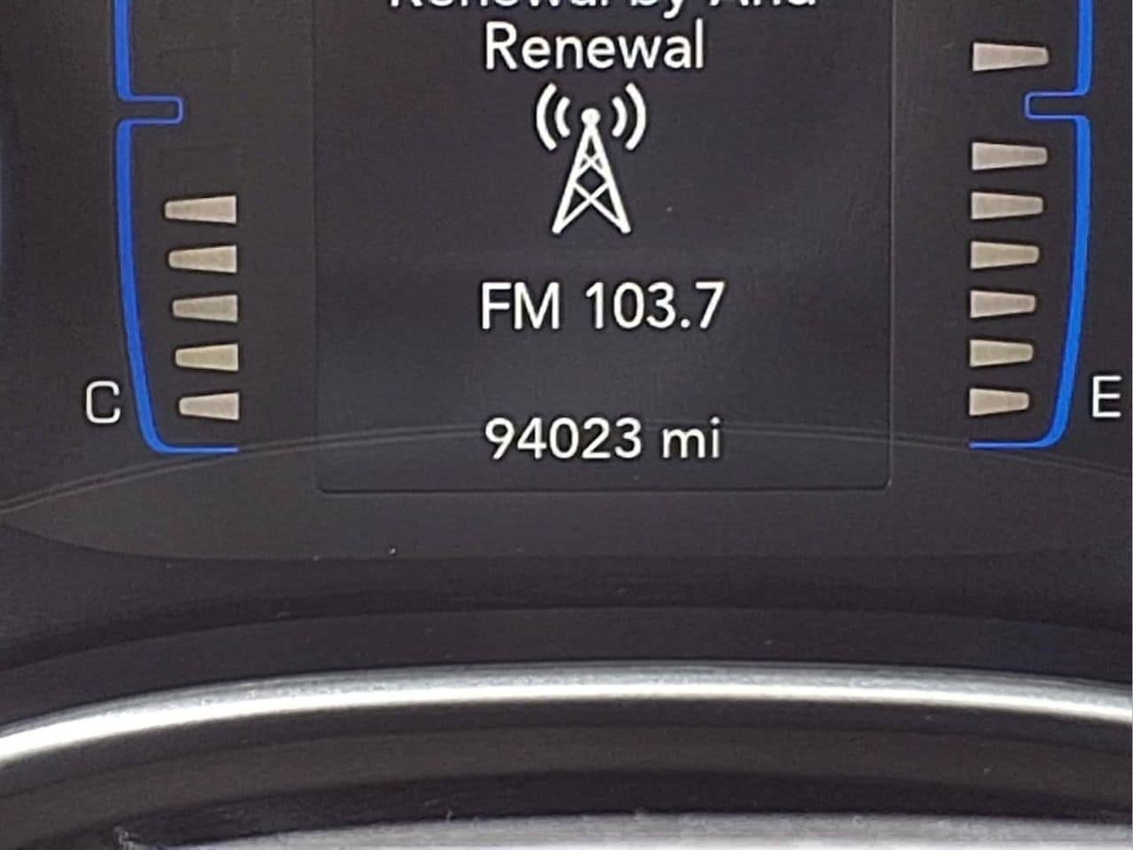 Used 2018 Chrysler Pacifica Touring-L FWD image 21