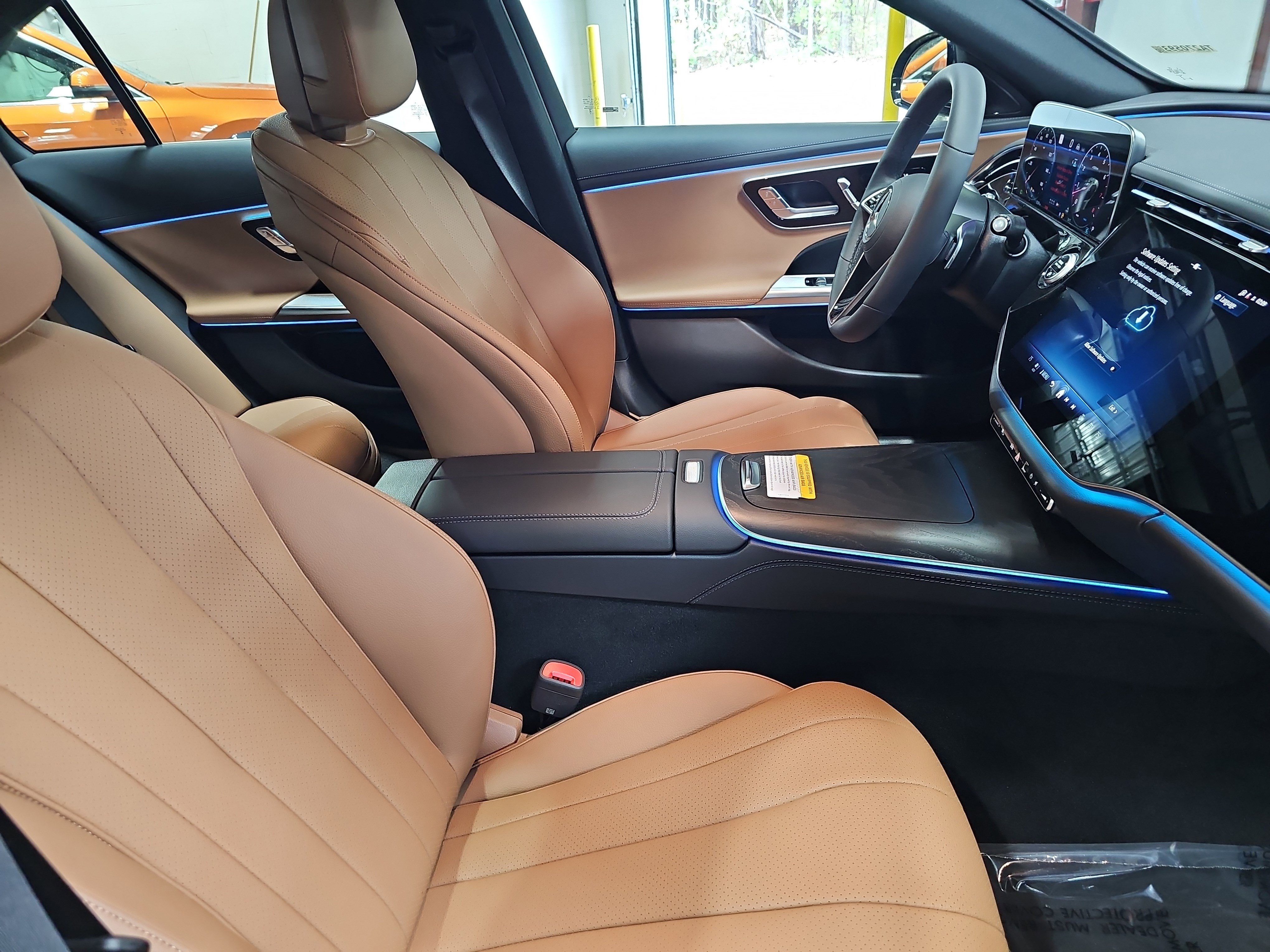 New 2026 Mercedes-Benz E 450 4MATIC Sedan image 10