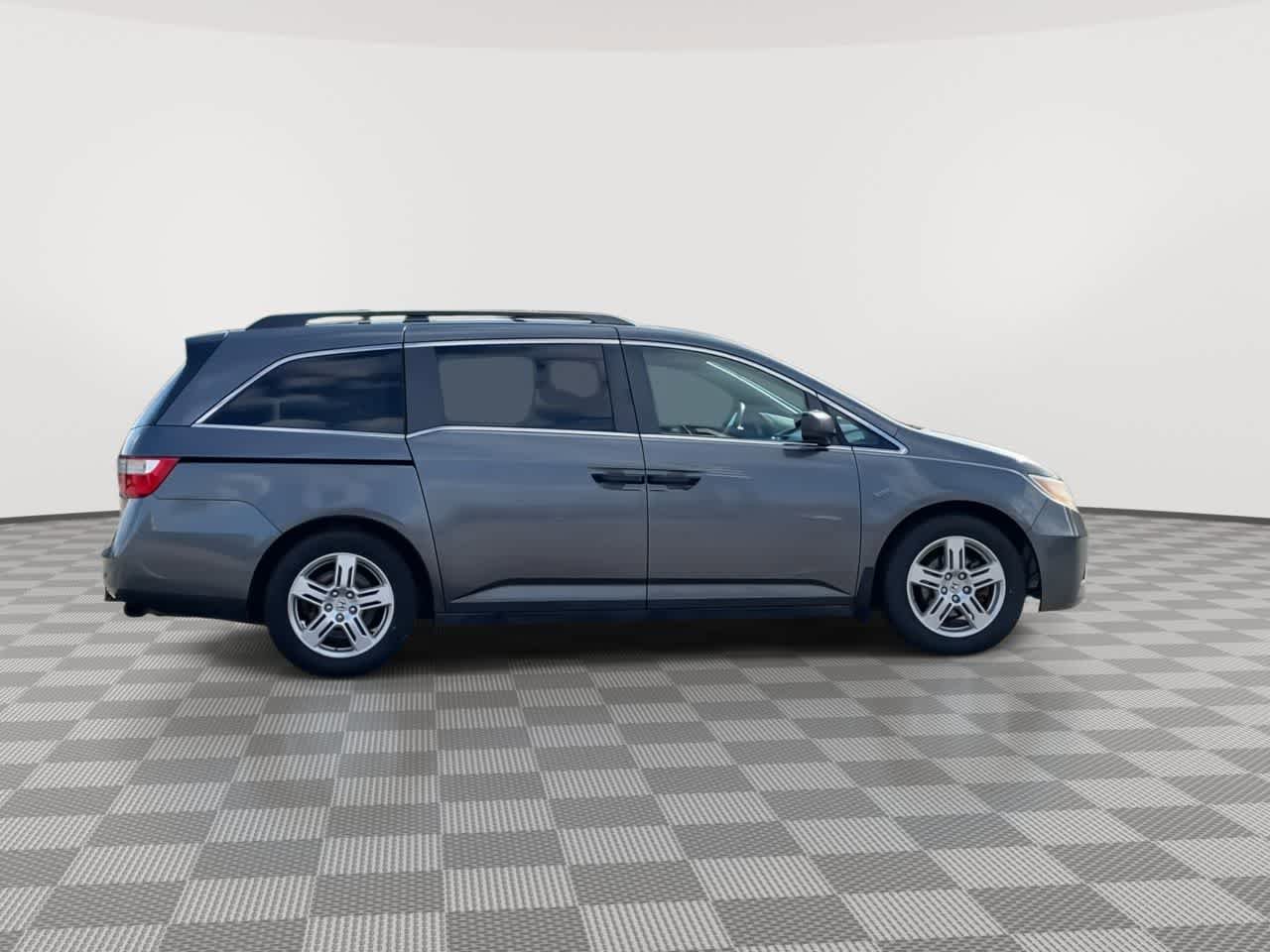 Used 2012 Honda Odyssey LX image 9