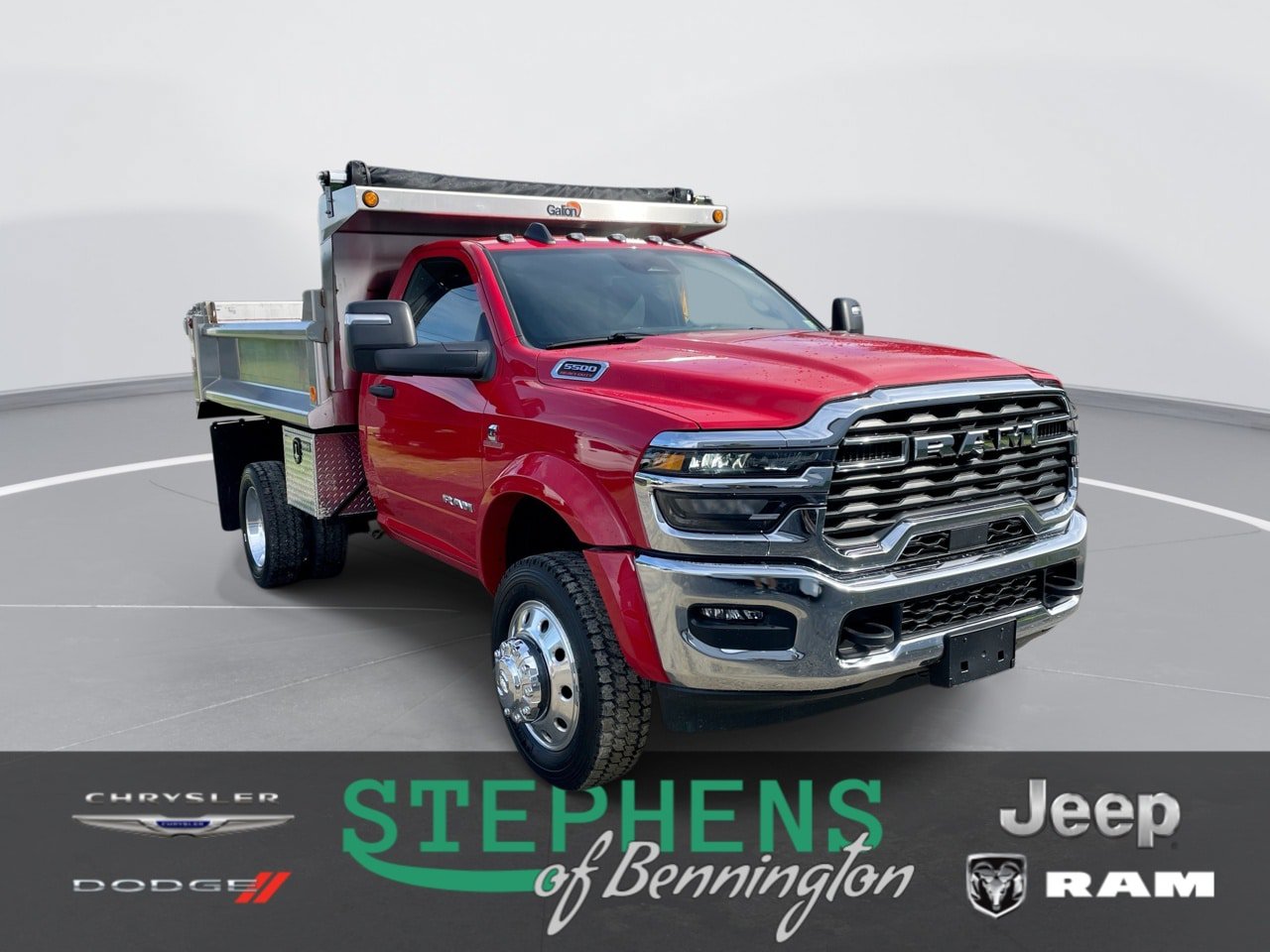 New 2026 RAM 5500 4x4 Regular Cab video 1