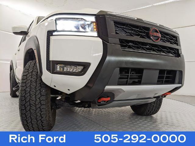 Used 2025 Nissan Frontier PRO-4X AWD/4WD image 23