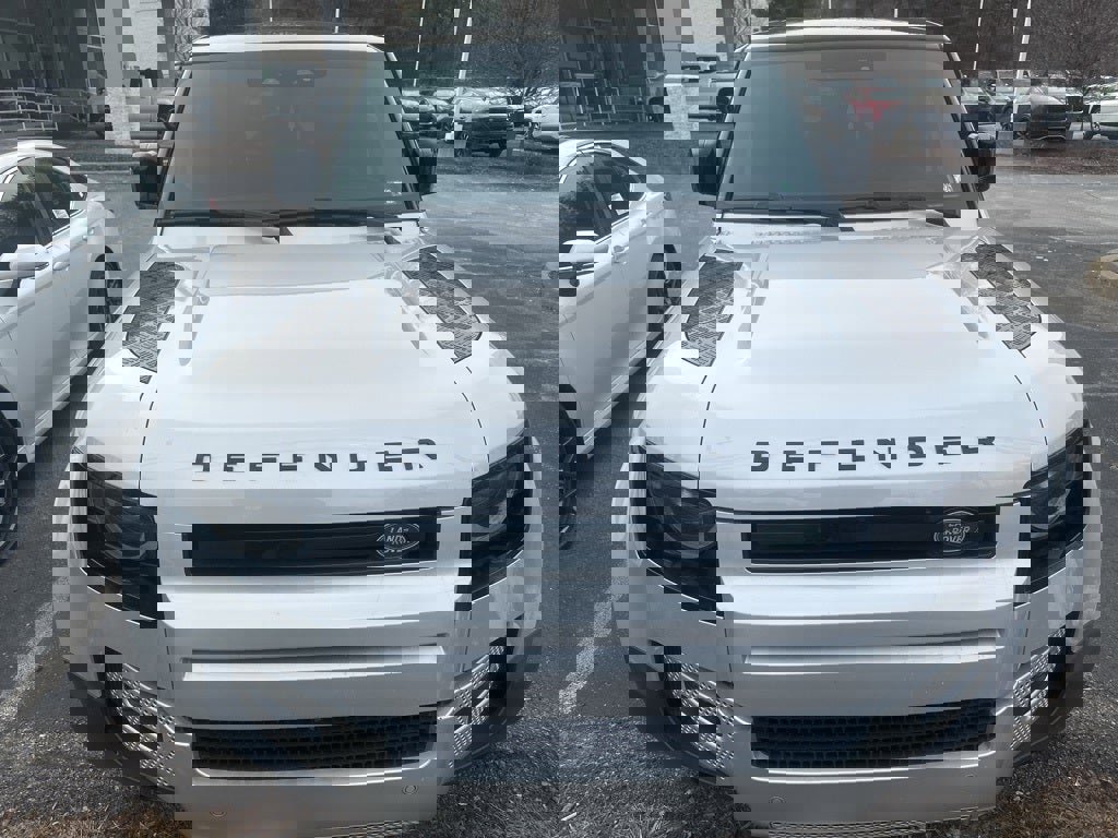 Used 2024 Land Rover Defender 110 SE